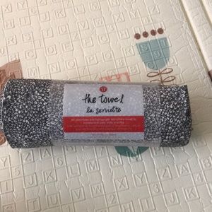 Lululemon yoga towel
